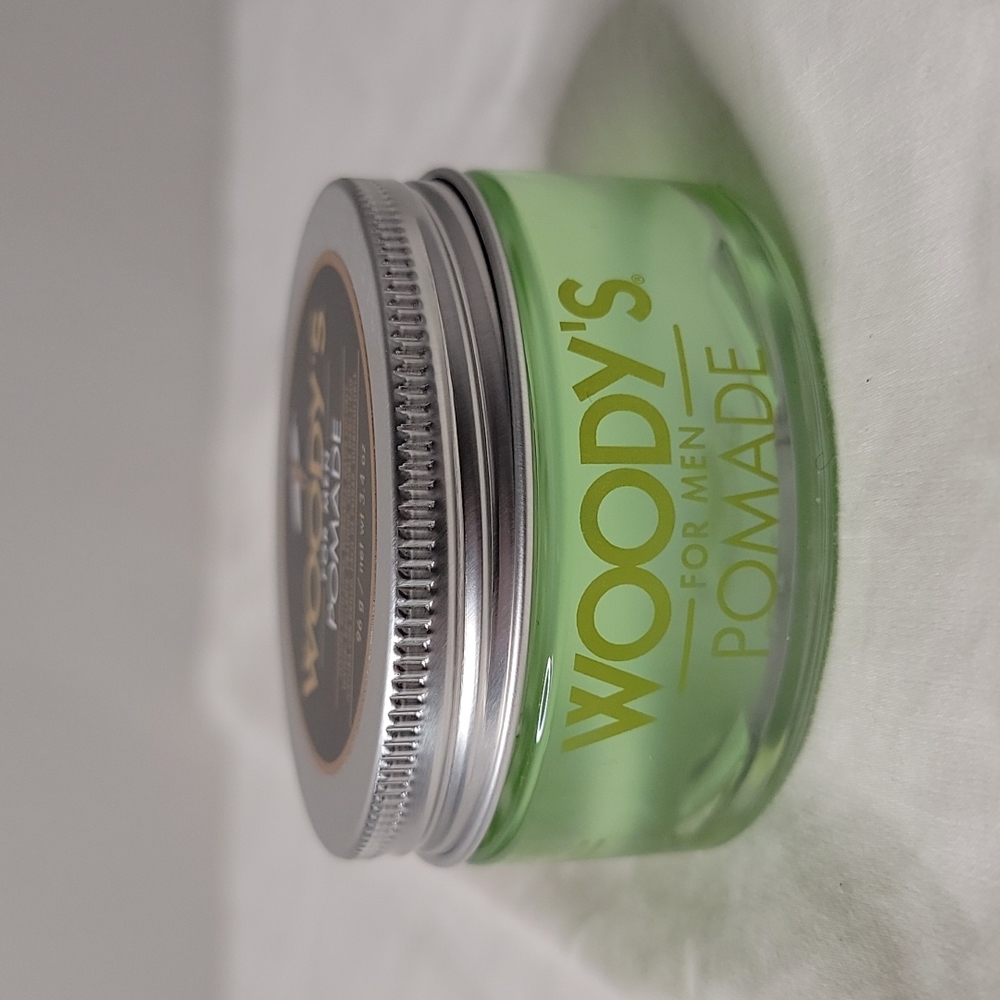 Woody's Pomade Gel 3.4 fl oz.